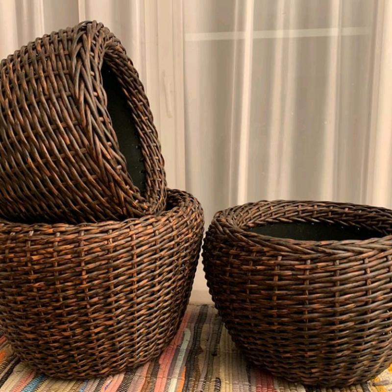 Рисунки на кашпо из ротанга
